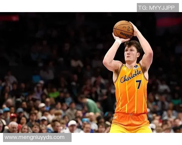 黄蜂队签下高顺位新秀,球队未来前景光明